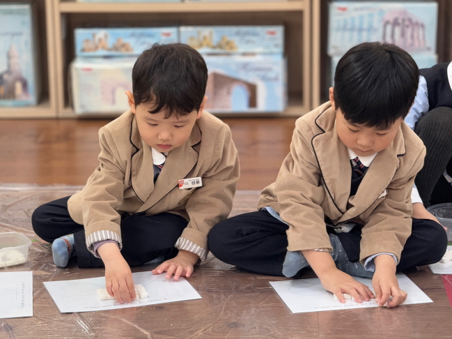 각설탕으로 도형을 만들어요~